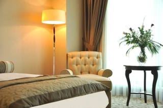 Crowne Plaza Asia Hotel