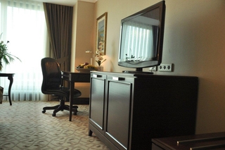 Crowne Plaza Asia Hotel