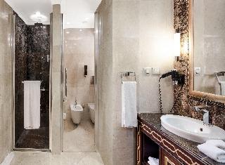 Crowne Plaza Asia Hotel