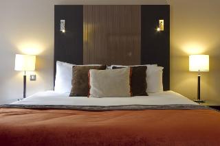 De Vere Latimer Place