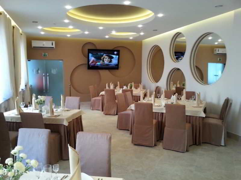 Restaurant
 di Mirit