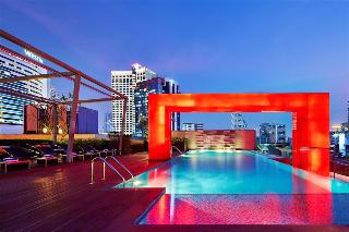 Pool
 di Fourpoints By Sheraton Bangkok