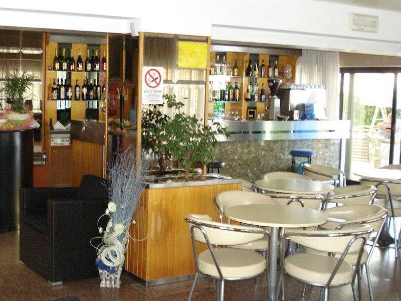Alcazar, Rimini