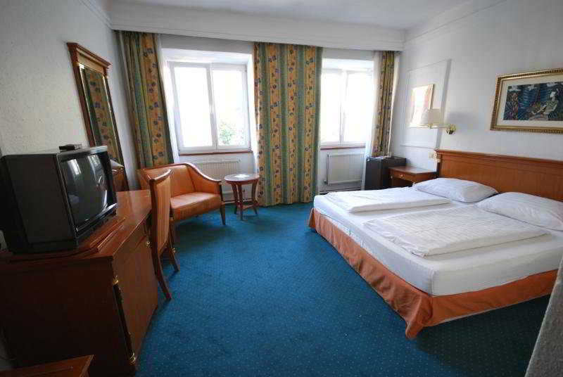 Room
 di Cristall Hotel