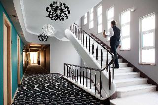 Lucy Hotel