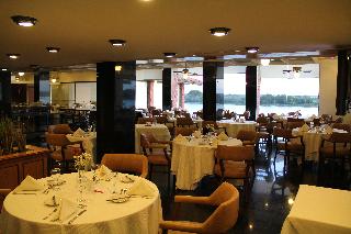 Resort Yacht Y Golf Club Paraguayo - Restaurant