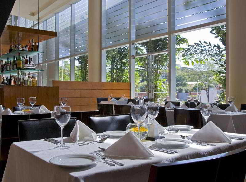 Sheraton Asuncion Hotel - Restaurant