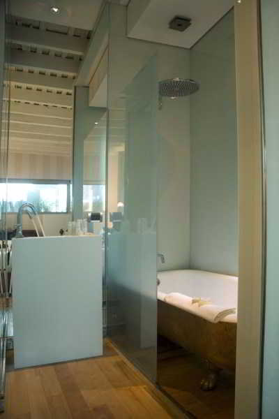 Room thumbnail 7