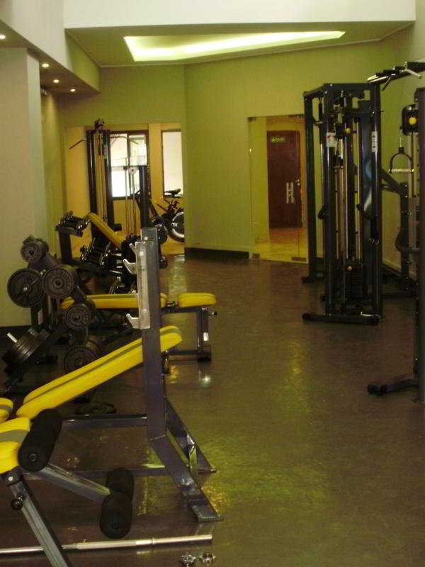 Sports and Entertainment
 di Ghala Salta