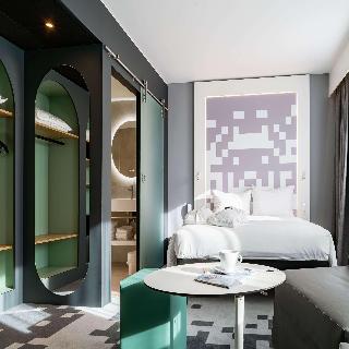 Room Room