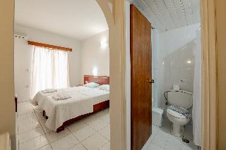 Canadian Hotel
