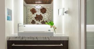 Sunset Bluff Oceanview One Bedroom Butler Suite W/ Balcony Tranquility Soaking Tub