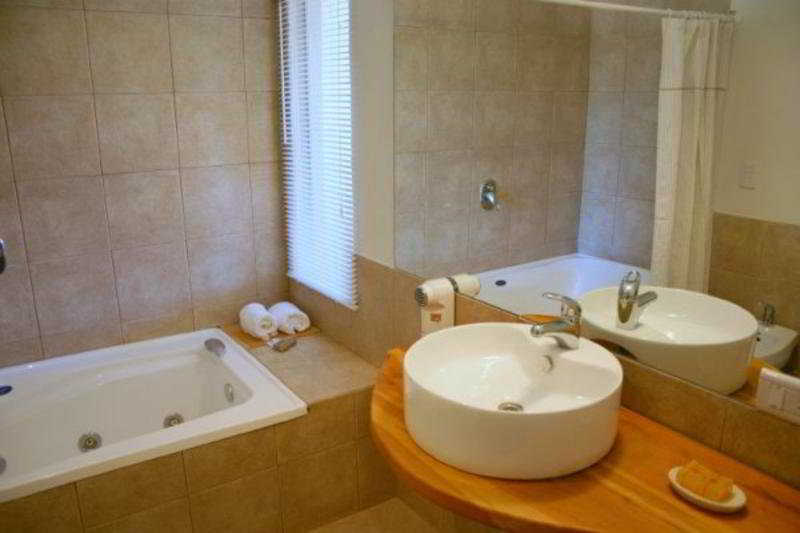 Room thumbnail 7