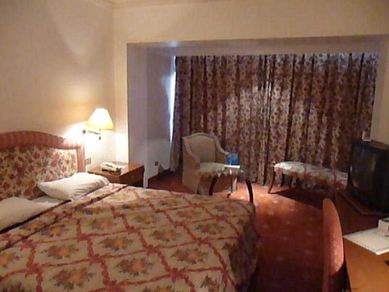 Room
 di Commodore