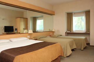 Room thumbnail 12