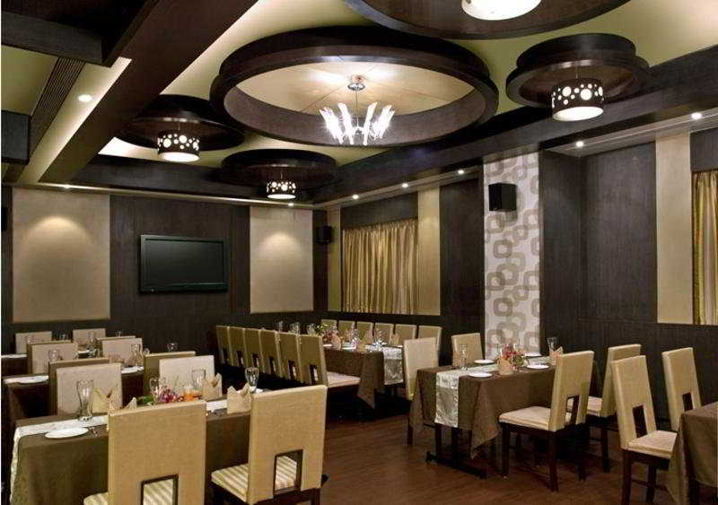 Restaurant
 di Keys Cypress Pune