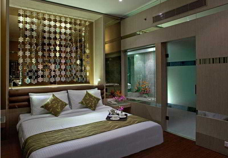 Room
 di Keys Cypress Pune