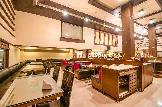 Restaurant
 di Sadanand Regency