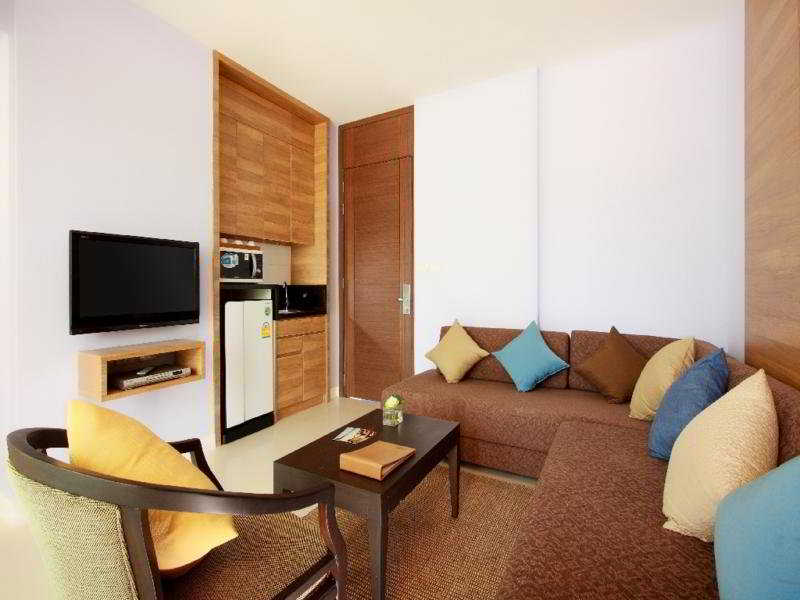 Room thumbnail 12
