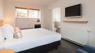 Room thumbnail 10