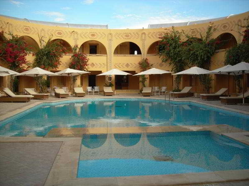 Pool
 di Ksar Jerid