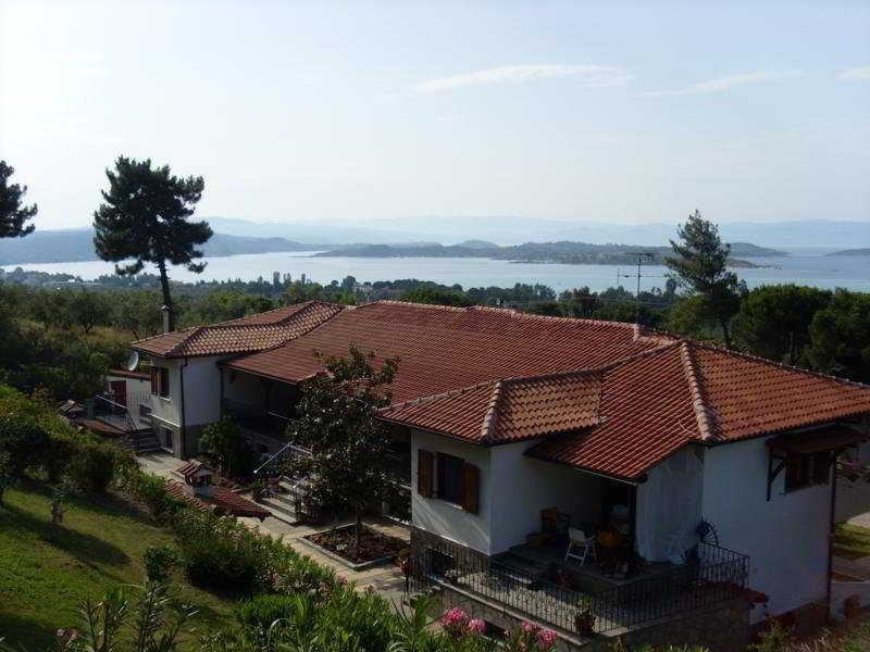 General view
 di Elena Apartments