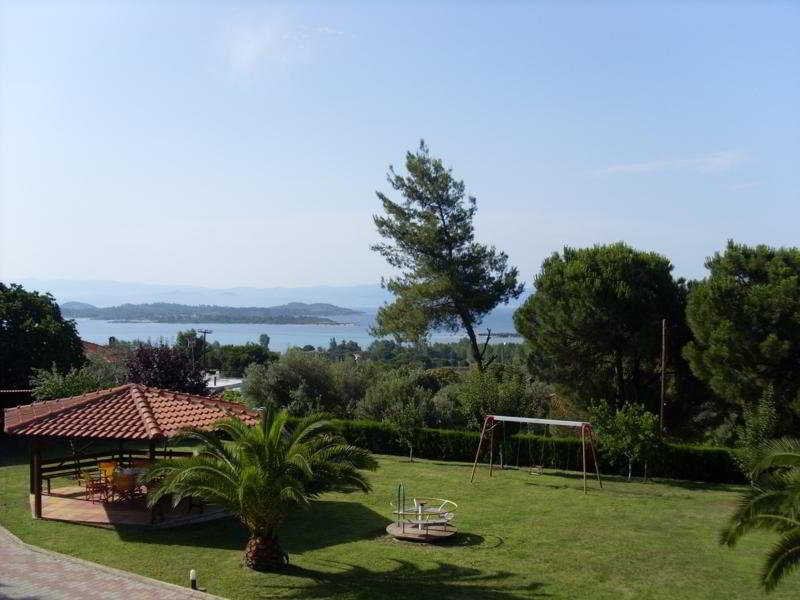 General view
 di Elena Apartments