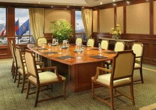 Conferences
 di Regal Pacific