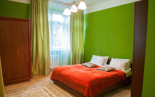 Room thumbnail 32