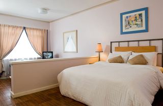 Room thumbnail 2