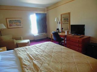 American Inn And Suites Houghton Lake