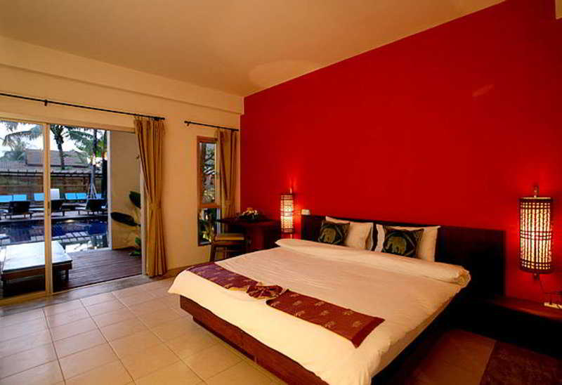 Room thumbnail 4