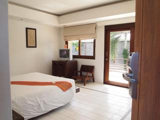 Room thumbnail 7