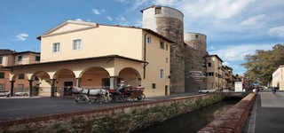 Ilaria and Residenzia Dell' Alba, Lucca