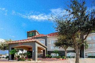 La Quinta Inn & Suites Mission at West McAllen