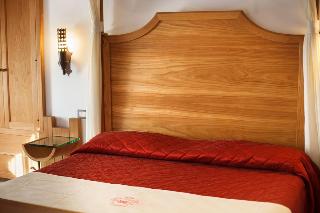 Room Room