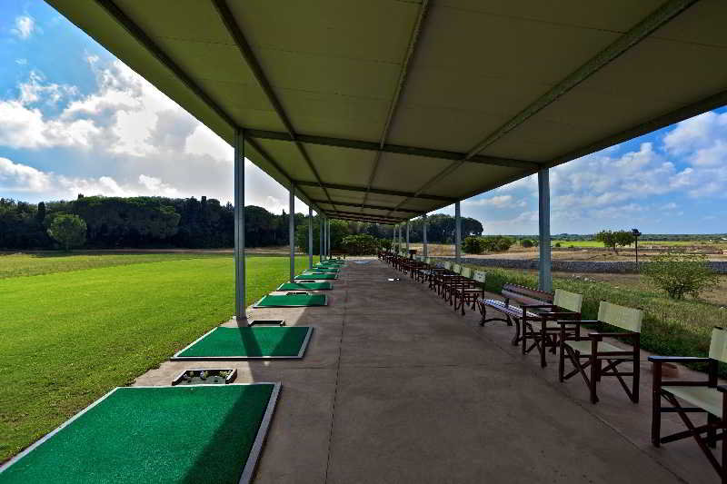 Sports and Entertainment
 di DoubleTree by Hilton Acaya Golf Resort