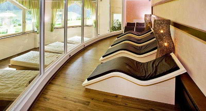 Sports and Entertainment
 di Diamant