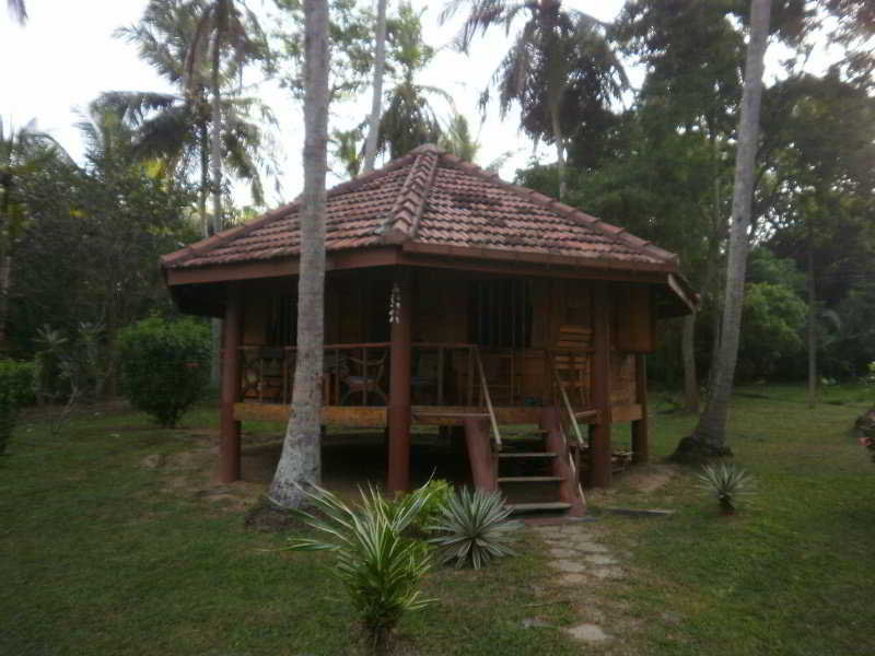 Palm Paradise Cabanas and Villas
