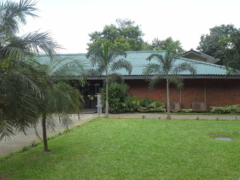 General view
 di The Lake (Seruwa)