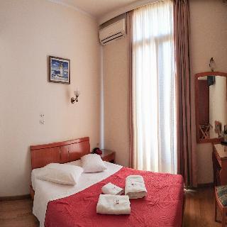 Cecil hotel