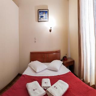 Cecil hotel