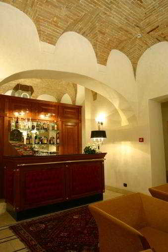 Bar
 di Cavaliere Palace Spoleto