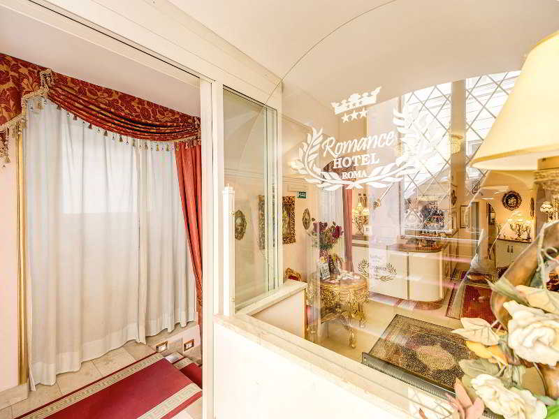 Domus Colosseo, Rome