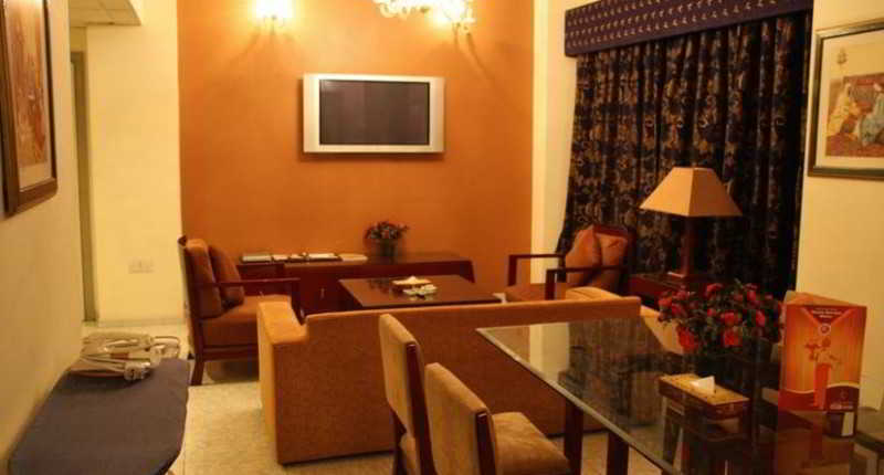 Ramee Guestline Deira Hotel - Zimmer