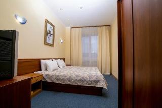 Room thumbnail 2