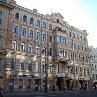 General view
 di Rinaldi na Nevskom 105