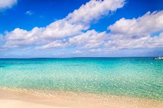 Hampton By Hilton Grand Cayman Seven Mile Beach