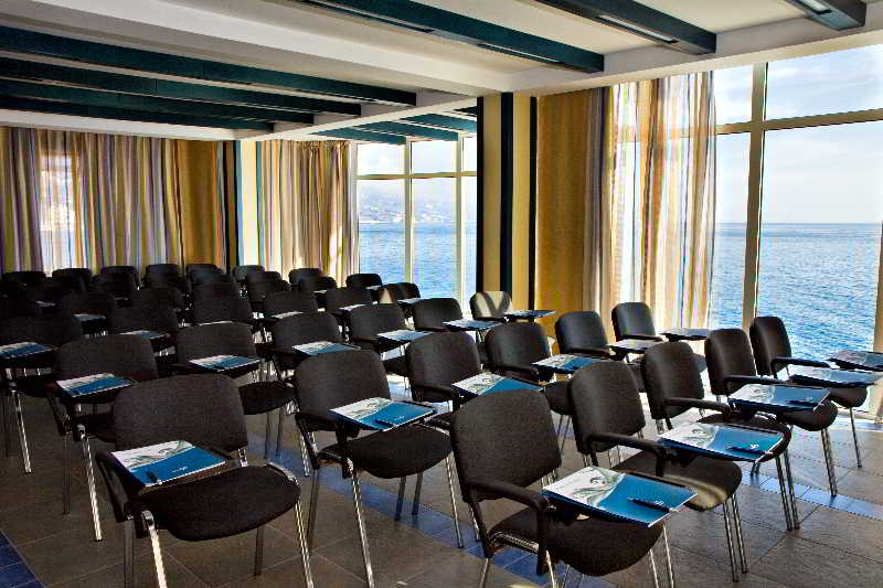 Conferences
 di Levant