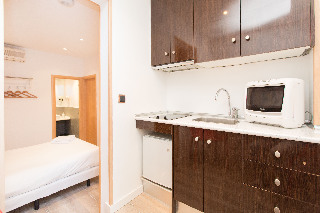 Room
 di AinB Las Ramblas-Ample Apartments